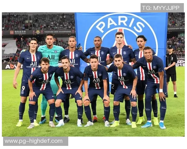 巴黎圣日耳曼大胜曼联五球零封全场数据分析引发热议