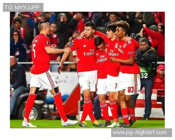 意甲激战本菲卡与切尔西战成平局补时进球引发全场狂欢战术分析详解