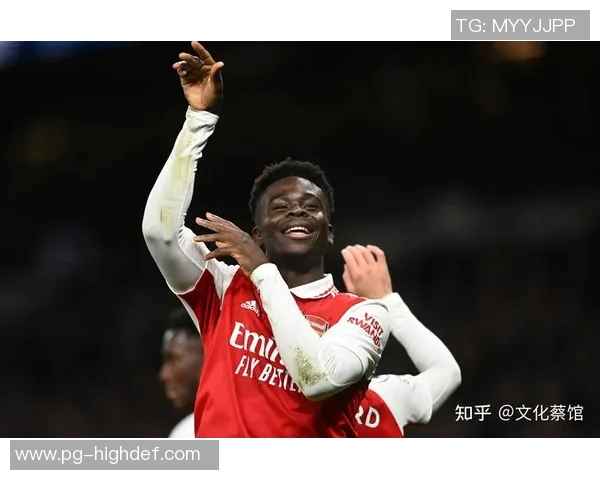 国王杯激战巴黎圣日耳曼险胜阿森纳红牌事件引发全场热议与数据分析